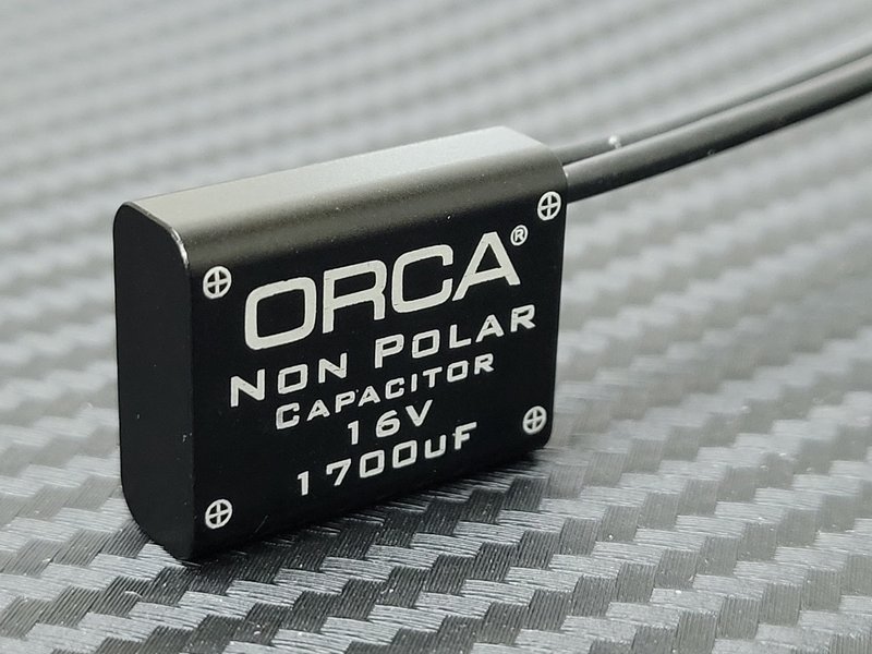 Non polar Capacitor