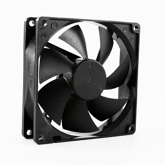 SMALL 12VDC FAN